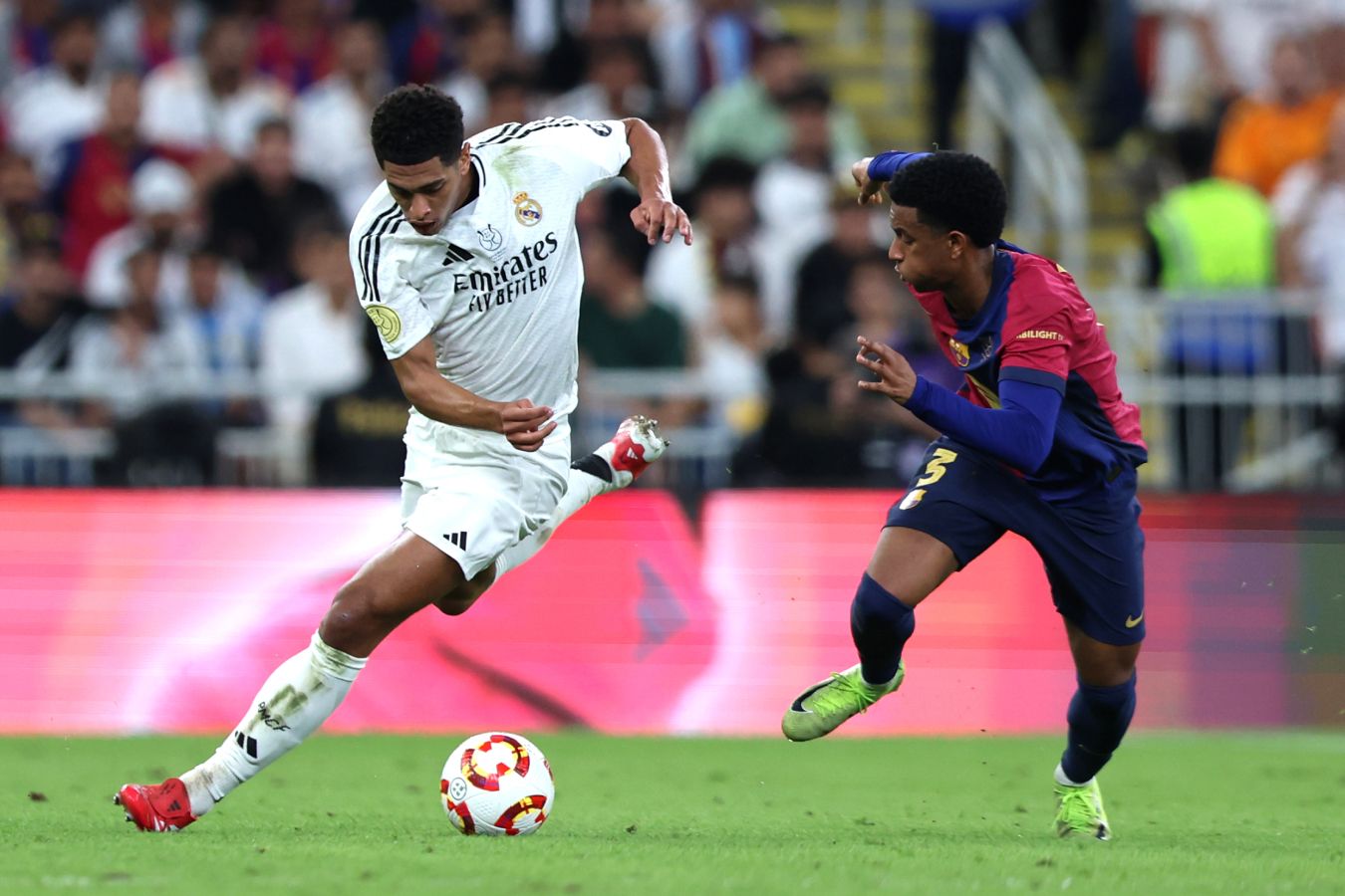 barselona-zavoevala-superkubok-ispanii-razgromiv-real-madrid-v-finalnom-matche_1736716015257716459